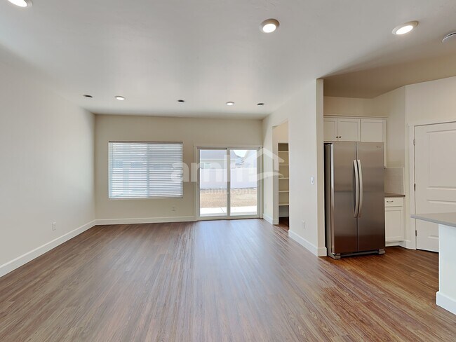 Building Photo - 5081 W White Ash Ct