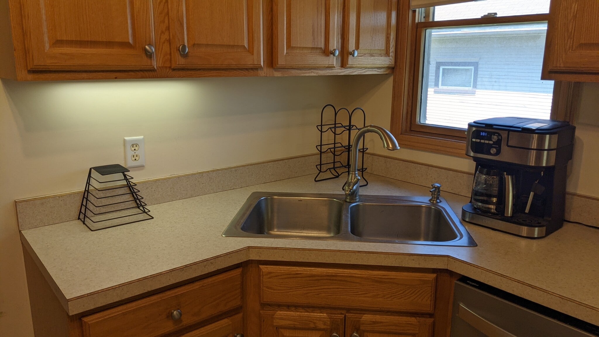 Kitchen - 7765 Maywood St