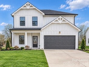 Building Photo - 105 Silverwood Ct