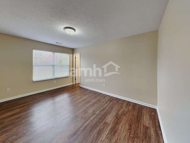 Building Photo - 6652 Decatur Commons