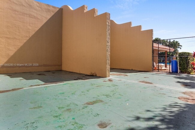 Building Photo - 8530 NW 3rd Ln
