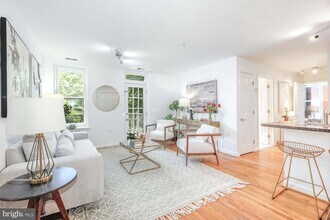 Building Photo - 1308 Clifton St NW