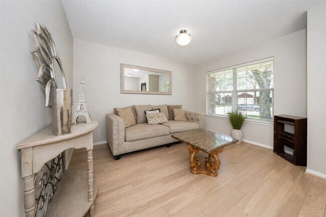 Building Photo - 17435 S Summit Canyon Dr