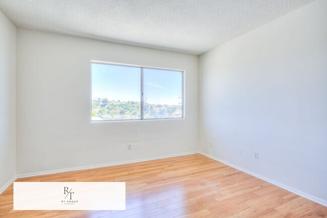 Building Photo - Spacious 2-Bedroom, 2-Bathroom Unit in Prime Monterey Park