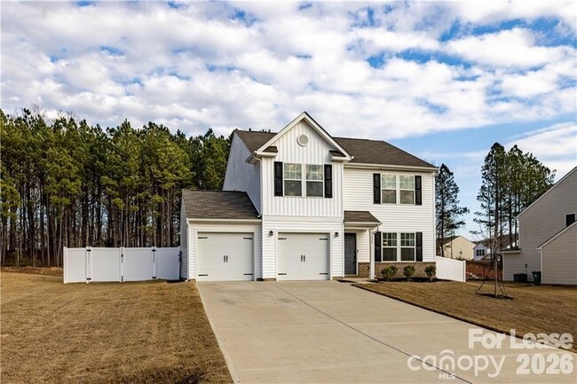 Building Photo - 824 Yorkshire Dr