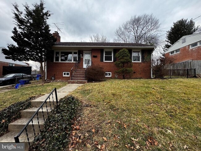 Building Photo - 10502 Glenhaven Dr