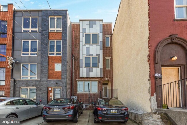Building Photo - 725 N 20th St