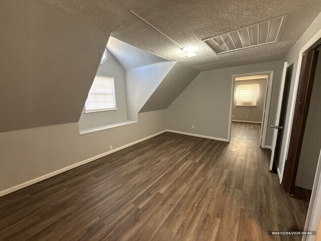 Building Photo - 629 Reynolds Rd