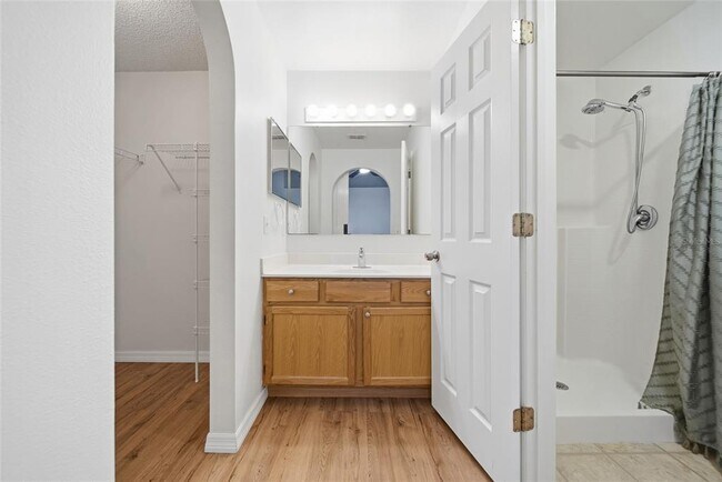 Building Photo - 10617 Opus Dr