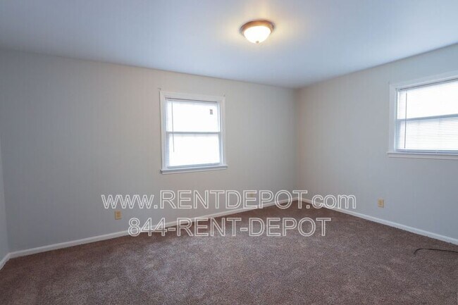 Building Photo - 2905 Ravenswood Dr