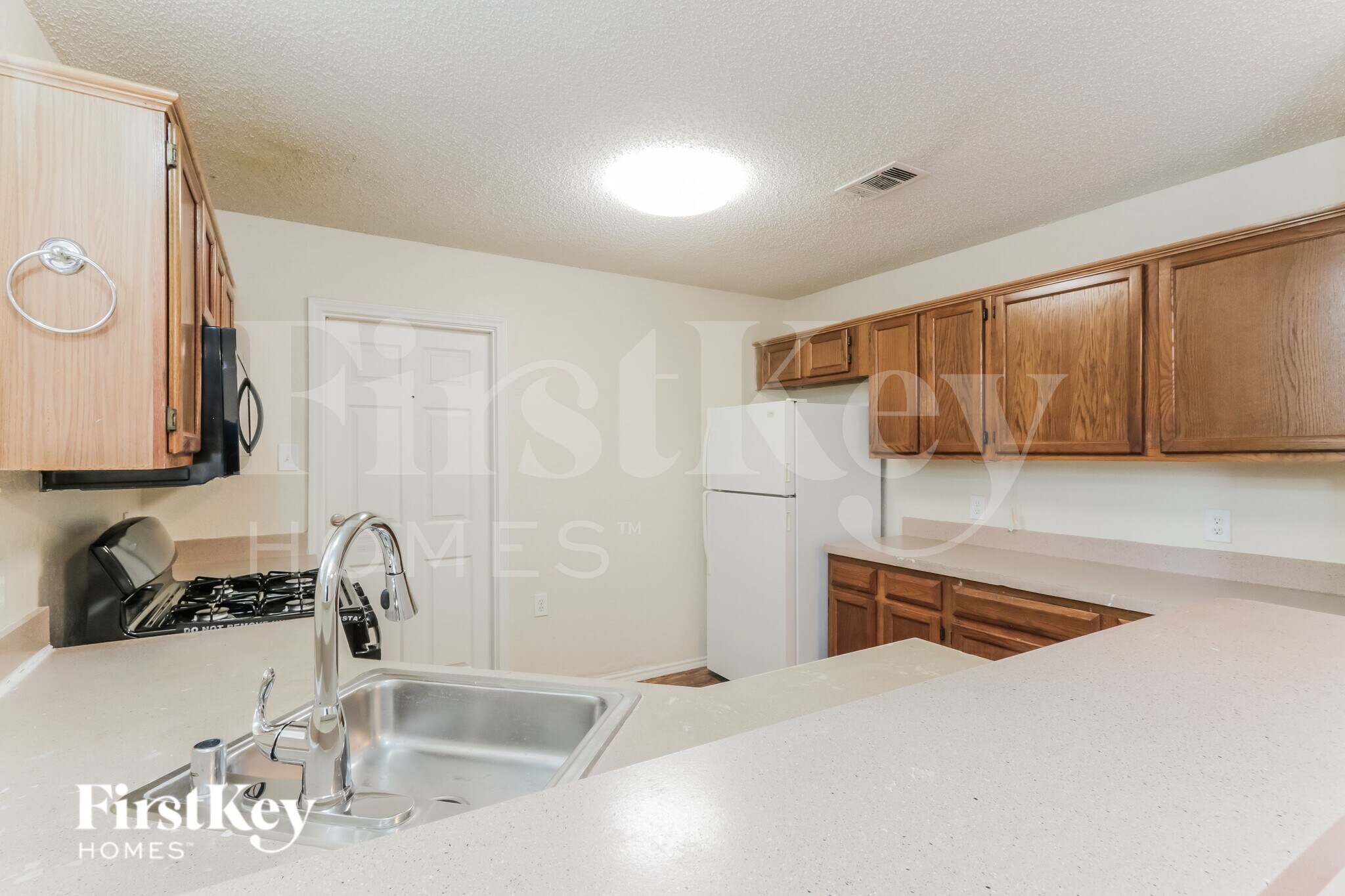 Building Photo - 10219 Glen Vista Dr