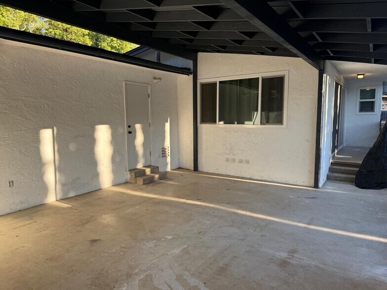 Building Photo - 4240 Camino Paz