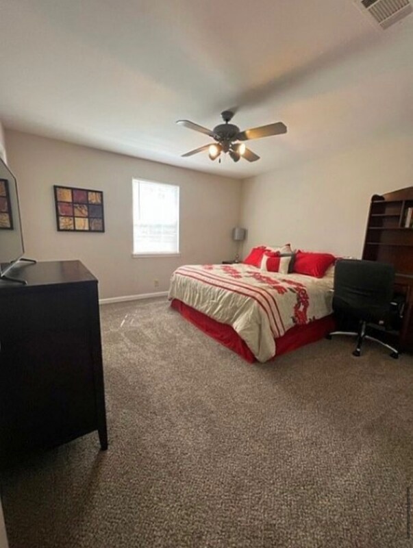 Building Photo - 403 Oak Forge Dr