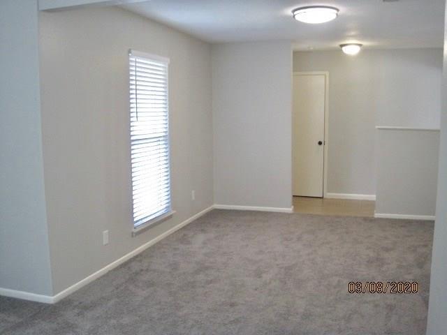 Building Photo - 16011 Hickory Knoll Dr