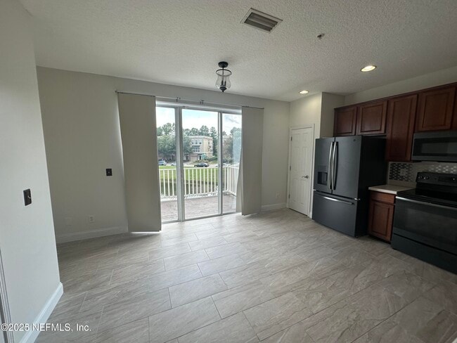 Building Photo - 4422 Capital Dome Dr