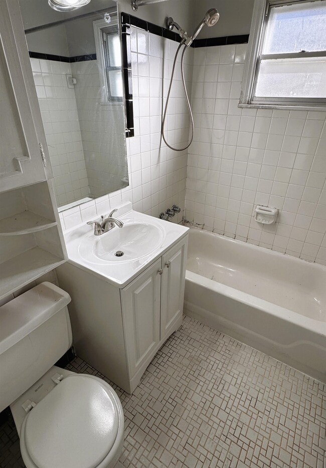 Building Photo - 3829 Guernsey Ave