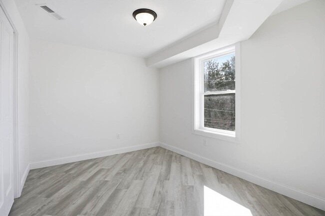 Building Photo - 23 Blake St