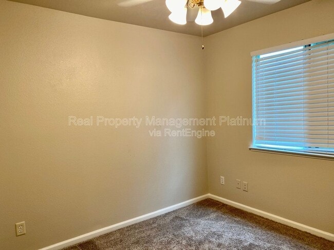 Building Photo - 2601 Fremont Ave