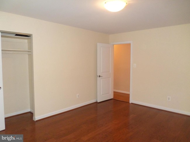 Building Photo - 2725 39th St NW