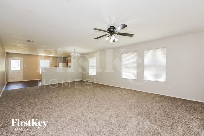 Building Photo - 6417 Meadow Way Ln