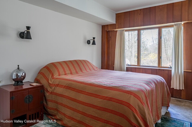 Building Photo - 671 Watson Hollow Rd