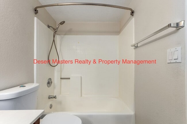 Building Photo - Perfect Place To Call Home in Mesa AZ