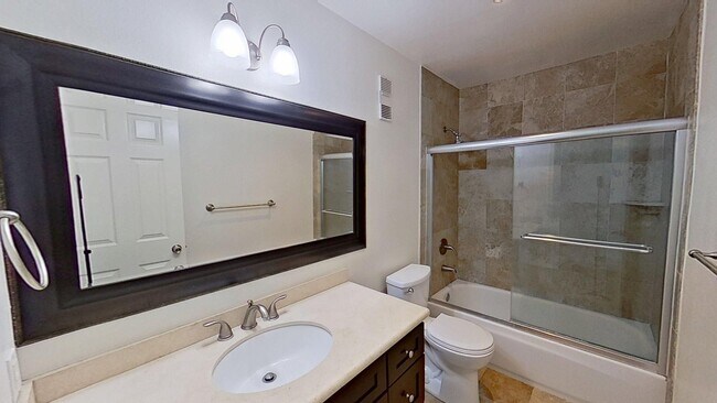 Building Photo - 24671 Paige Cir