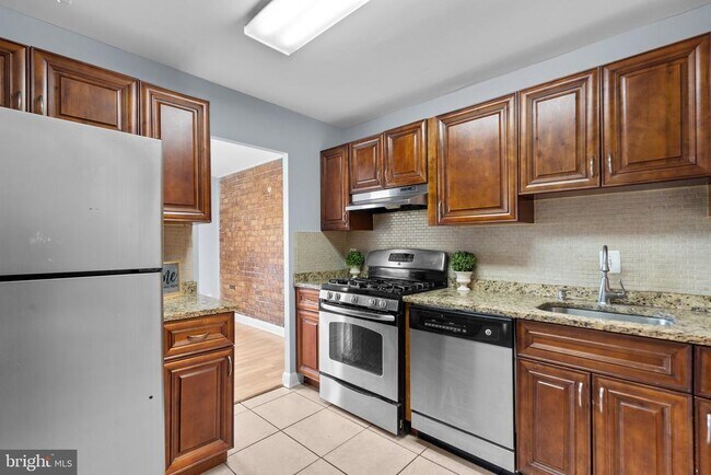 Building Photo - 19413 Brassie Pl