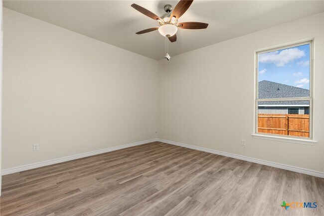 Building Photo - 103 Levi Ct