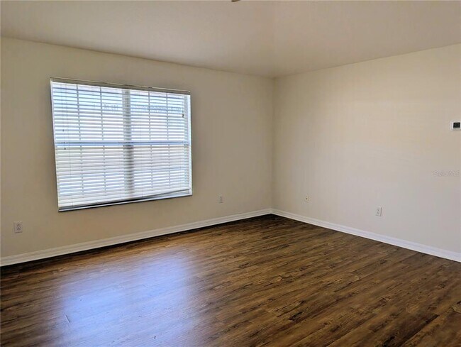 Building Photo - 10008 Tranquility Way
