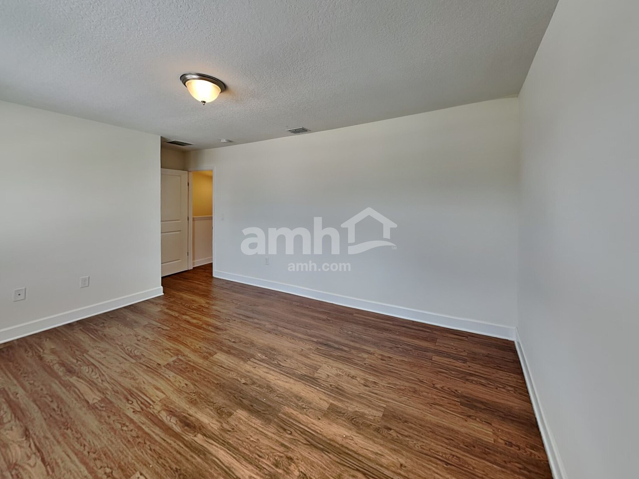 Building Photo - 2043 Pirie Pl