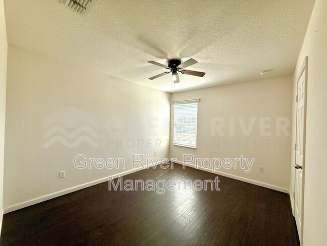 Building Photo - 8704 Lake George Cir W