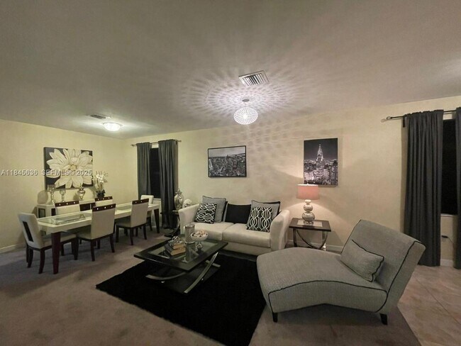 Building Photo - 8878 W 33rd Ave