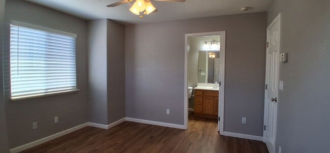 Building Photo - 562 Ranger St