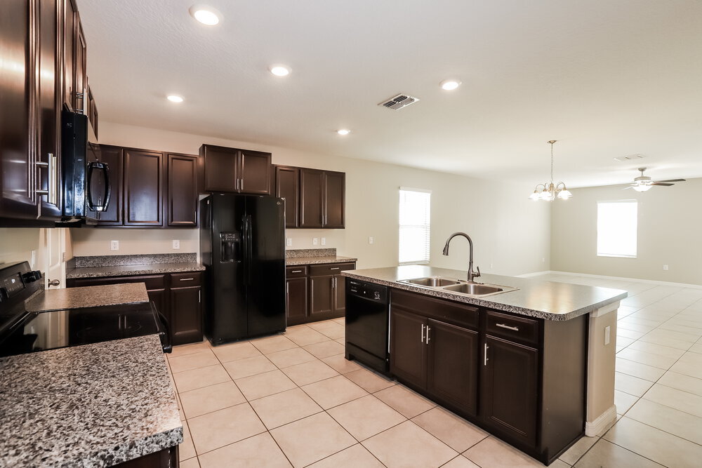 Building Photo - 10518 Strawberry Tetra Dr