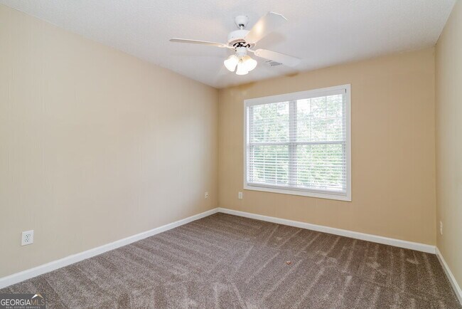 Building Photo - 5804 Tree Fern Ct