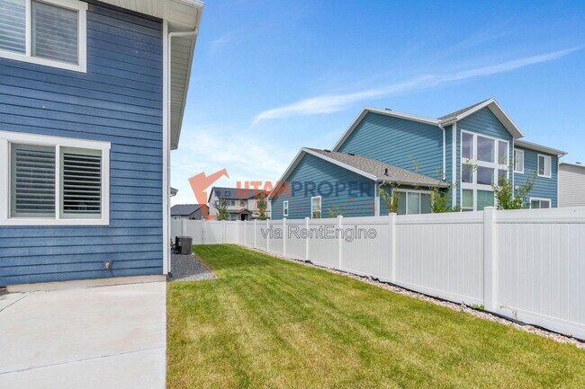 Building Photo - 213 W Prickly Pear Dr