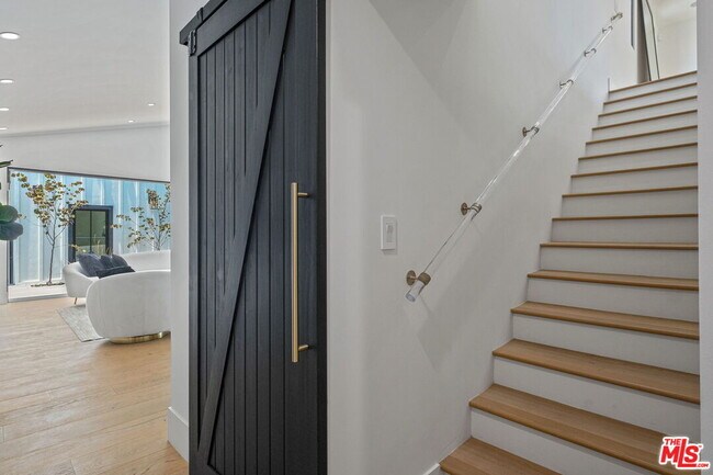 Building Photo - 12672 Stanwood Dr