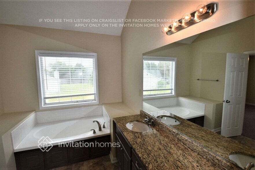 Building Photo - 961 Rolling Meadows Dr