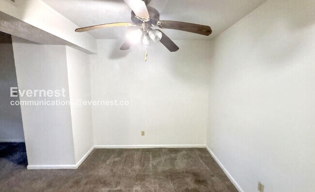 Building Photo - 5245 Portland St