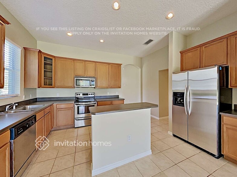 Building Photo - 125 Spring Glen Dr