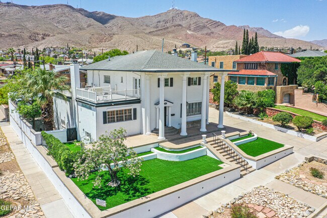 Building Photo - 1701 Elm St