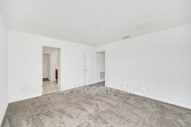 Building Photo - 1623 Reservoir Pl