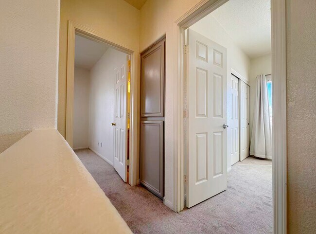 Building Photo - 7849 Blue Brook Dr