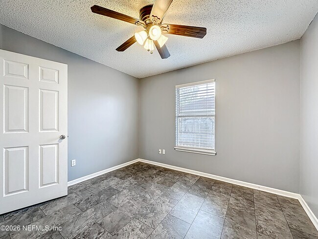 Building Photo - 3020 Golden Pond Blvd