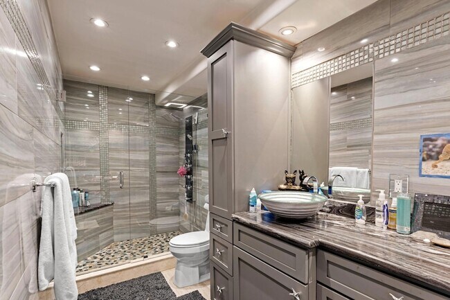 Building Photo - 3610 S Ocean Blvd