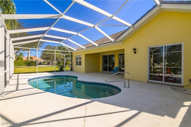 Building Photo - 28308 Moray Dr