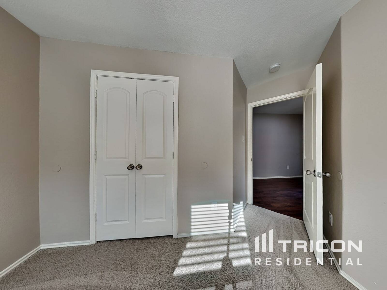 Building Photo - 15426 Rancho Joya Wy