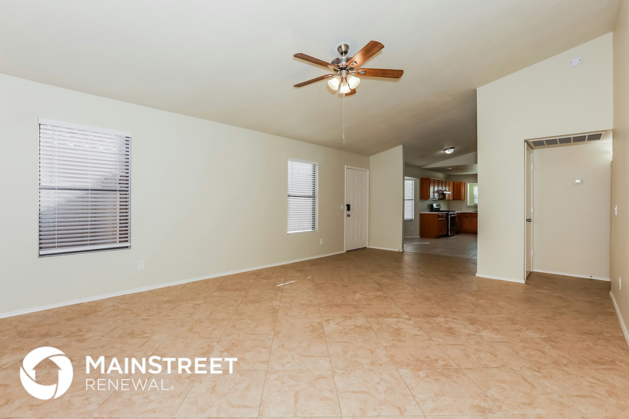 Building Photo - 4544 E Garnet Ave