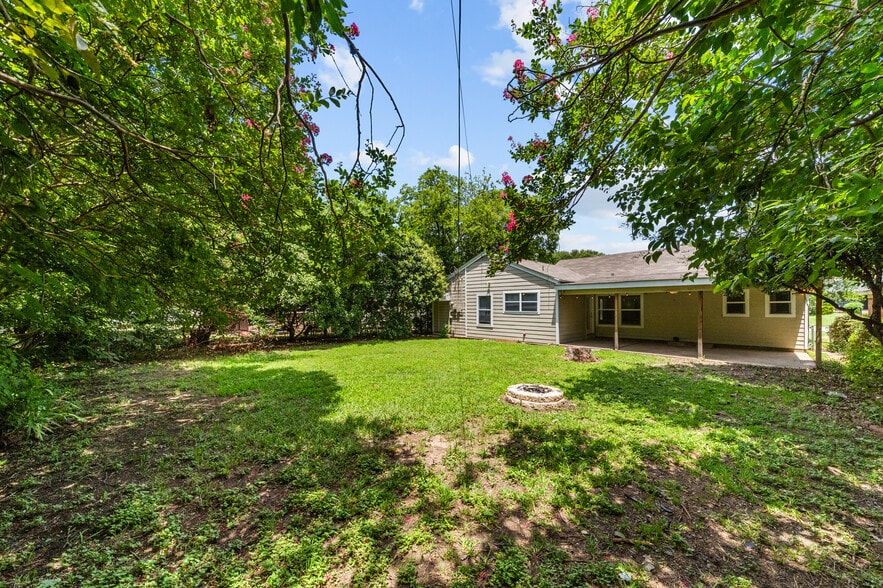 Building Photo - 3554 Winston Rd